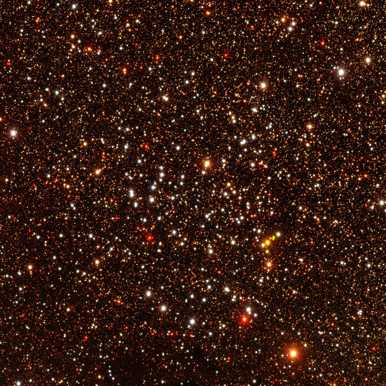 NGC 5823